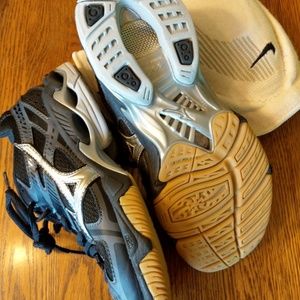 Mizuno volleyball shoes